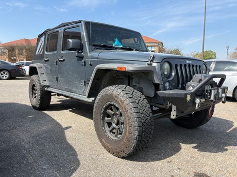 Used 2016 Jeep Wrangler Unlimited Sport w/ Max Tow Package image 1