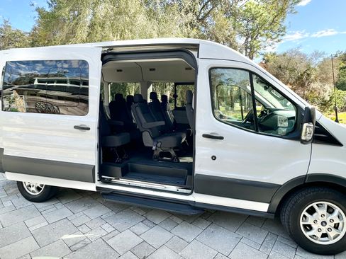 Used 2016 Ford Transit 350 XLT image 14