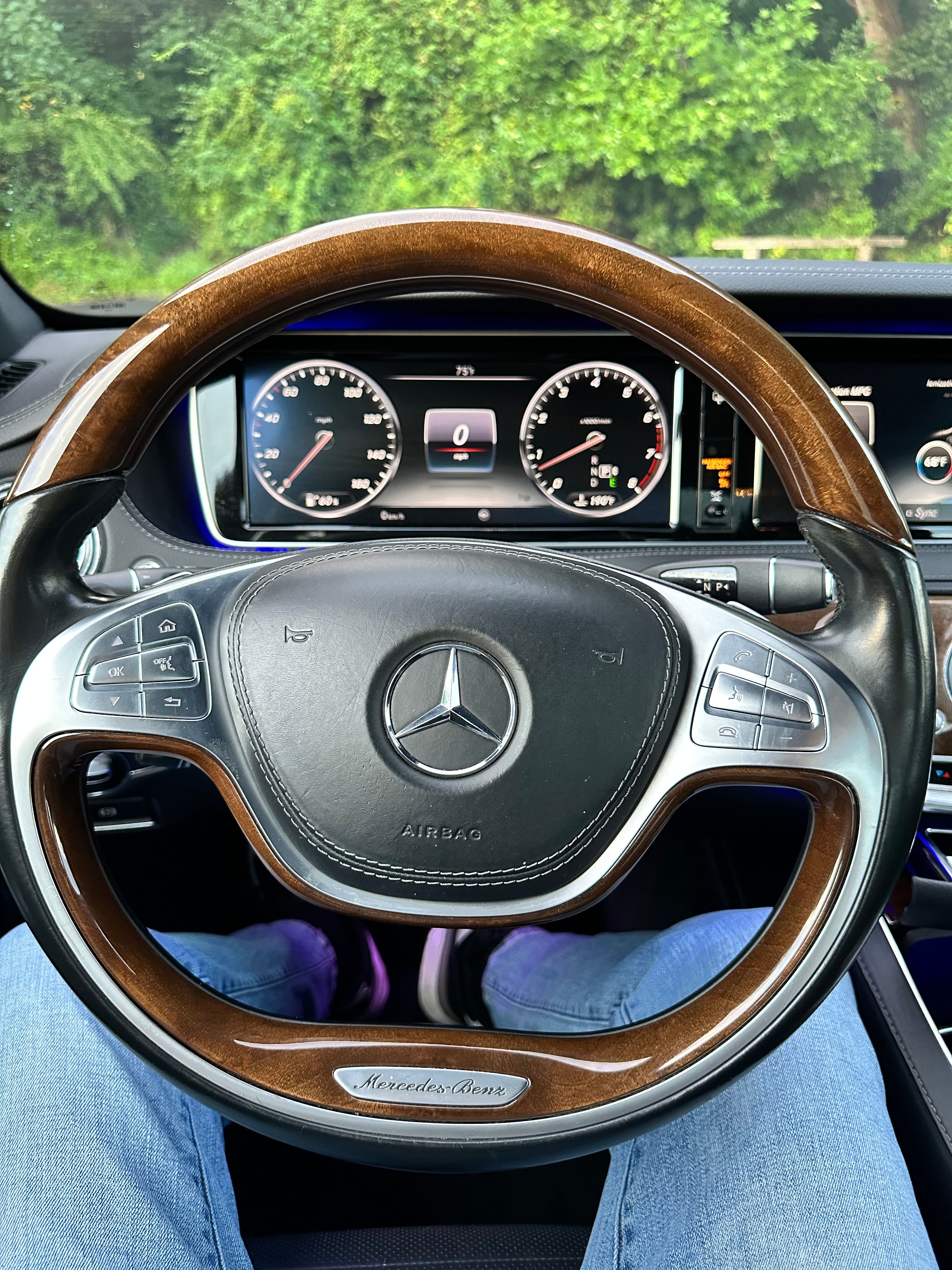 Used 2015 Mercedes-Benz S 550 4MATIC Sedan image 9