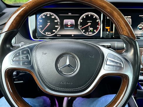 Used 2015 Mercedes-Benz S 550 4MATIC Sedan image 9