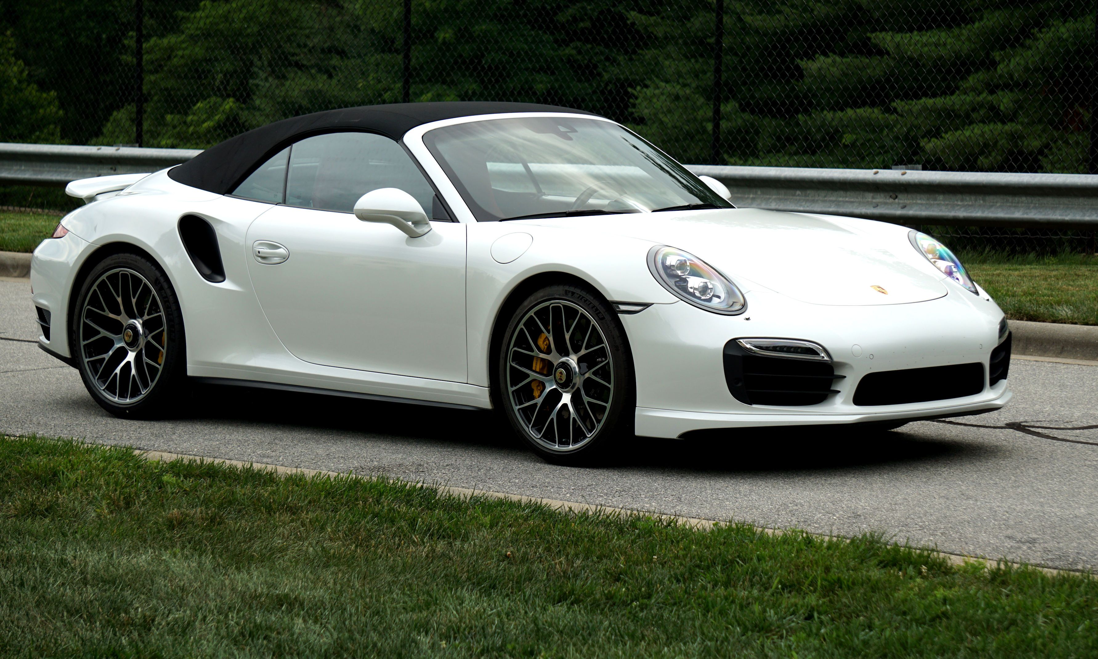 Used 2015 Porsche 911 Turbo S AWD/4WD image 1