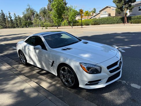 Used 2016 Mercedes-Benz SL 400 image 2