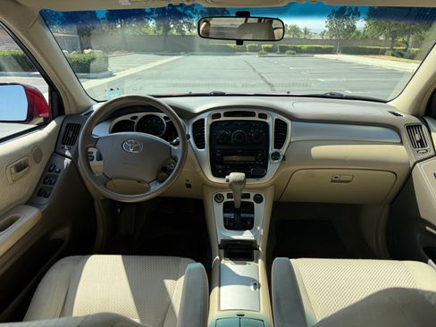 Used 2006 Toyota Highlander Sport FWD image 14