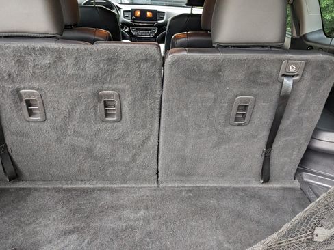 Used 2020 Honda Pilot Touring image 20