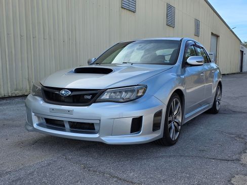 Used 2013 Subaru Impreza WRX STI image 4