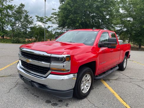 Used 2018 Chevrolet Silverado 1500 LT w/ LT Fleet Plus Package AWD/4WD image 1