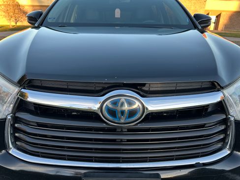 Used 2015 Toyota Highlander Limited image 22