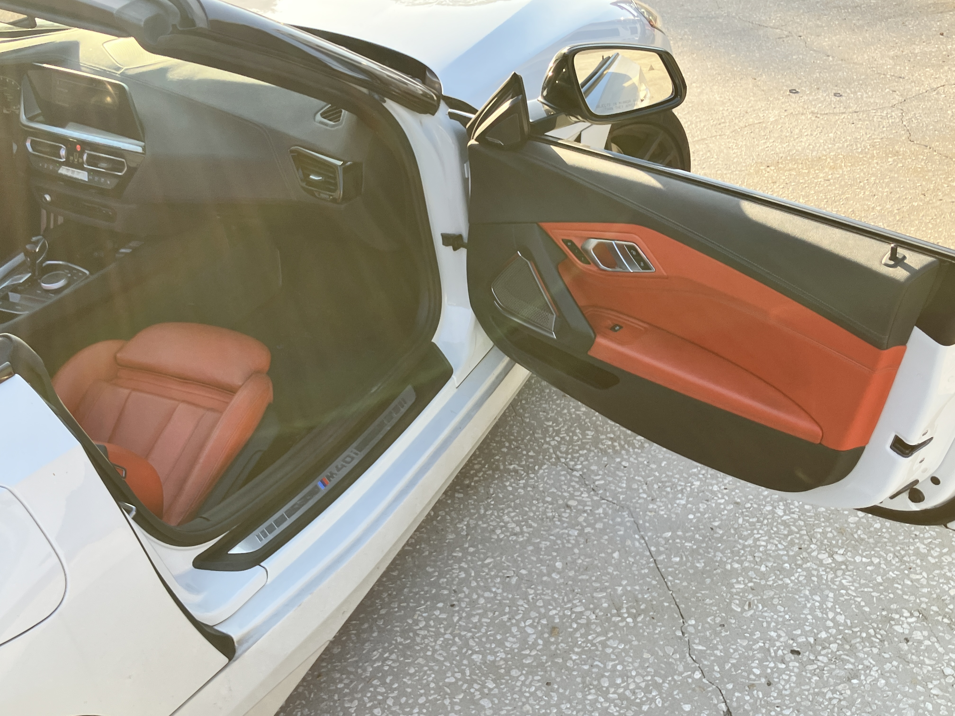 Used 2022 BMW Z4 M40i w/ Premium Package RWD image 4