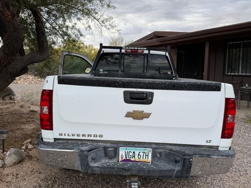 Used 2007 Chevrolet Silverado 1500 LT w/ Towing Package AWD/4WD image 4