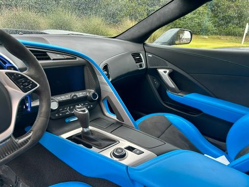 Used 2017 Chevrolet Corvette Grand Sport RWD image 9