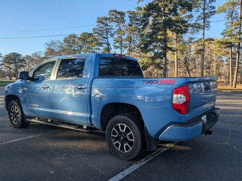 Used 2021 Toyota Tundra Limited image 2