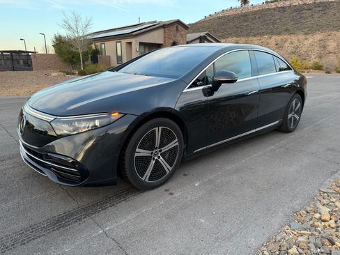 Used 2023 Mercedes-Benz EQS 450+ Sedan image 1