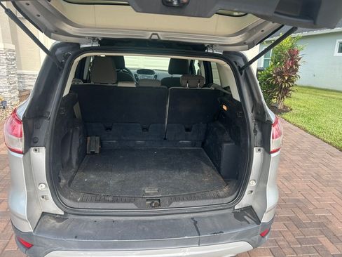 Used 2015 Ford Escape SE FWD image 10