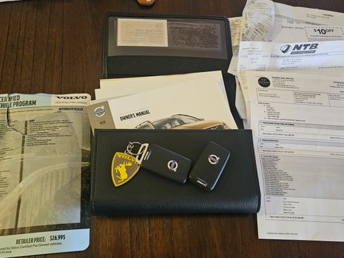 Used 2014 Volvo XC70 3.2 image 4