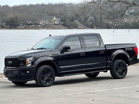 Used 2020 Ford F150 Lariat image 2