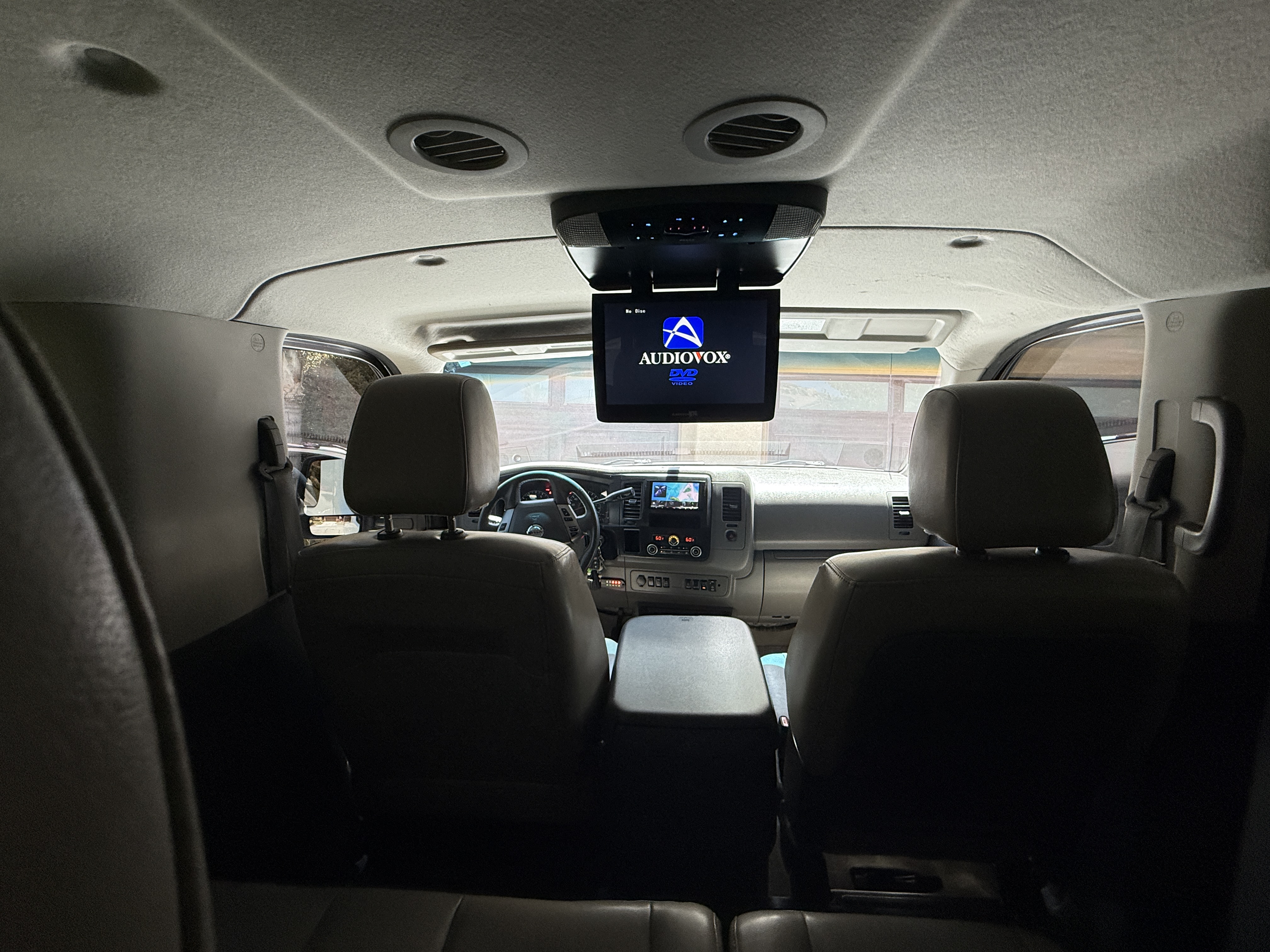 Used 2015 Nissan NV 3500 SL w/ Technology Package RWD image 15