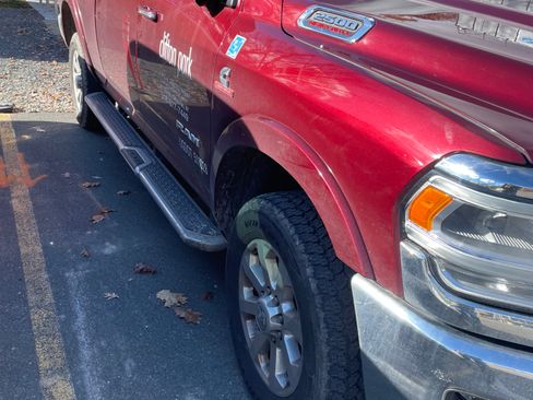 Used 2019 RAM 2500 Laramie image 8