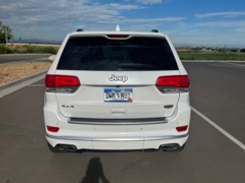 Used 2019 Jeep Grand Cherokee Summit w/ Platinum Series Group AWD/4WD image 11
