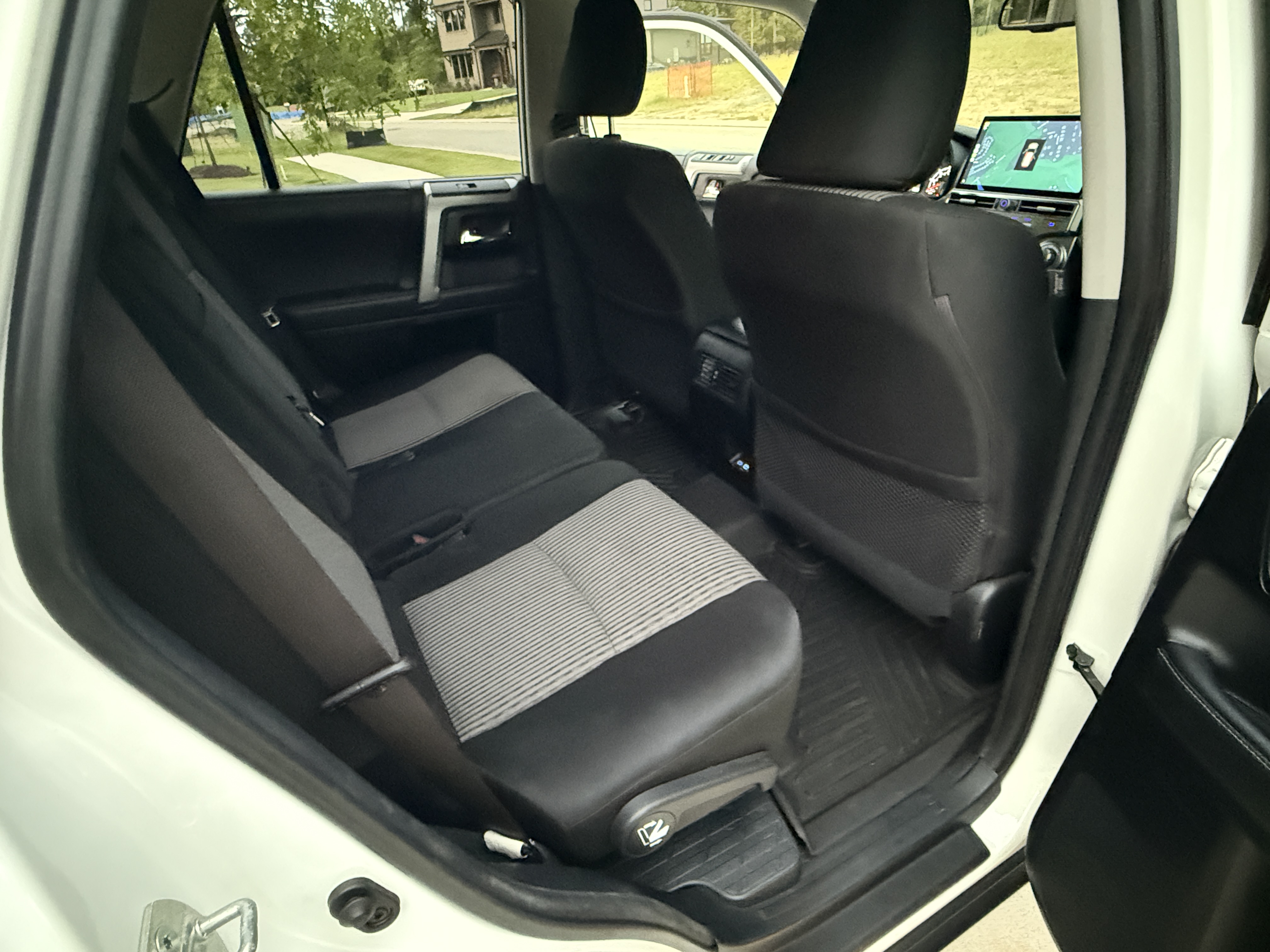 Used 2023 Toyota 4Runner SR5 RWD image 11