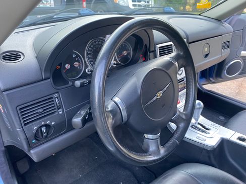 Used 2005 Chrysler Crossfire Limited image 16