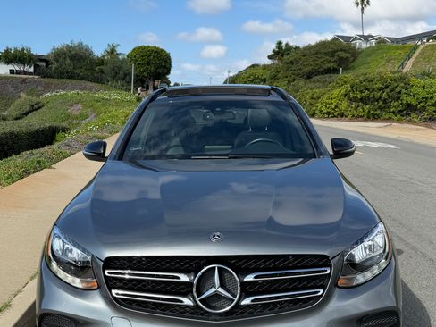 Used 2018 Mercedes-Benz GLC 300 image 2