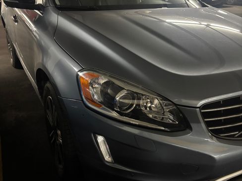 Used 2017 Volvo XC60 T5 Dynamic w/ Preferred Option Package AWD/4WD image 9