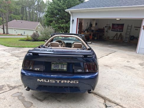 Used 2002 Ford Mustang GT Premium image 4