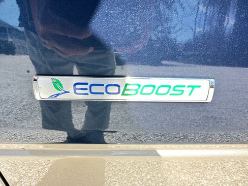 Used 2014 Ford F150 Lariat w/ Equipment Group 502A Luxury image 8