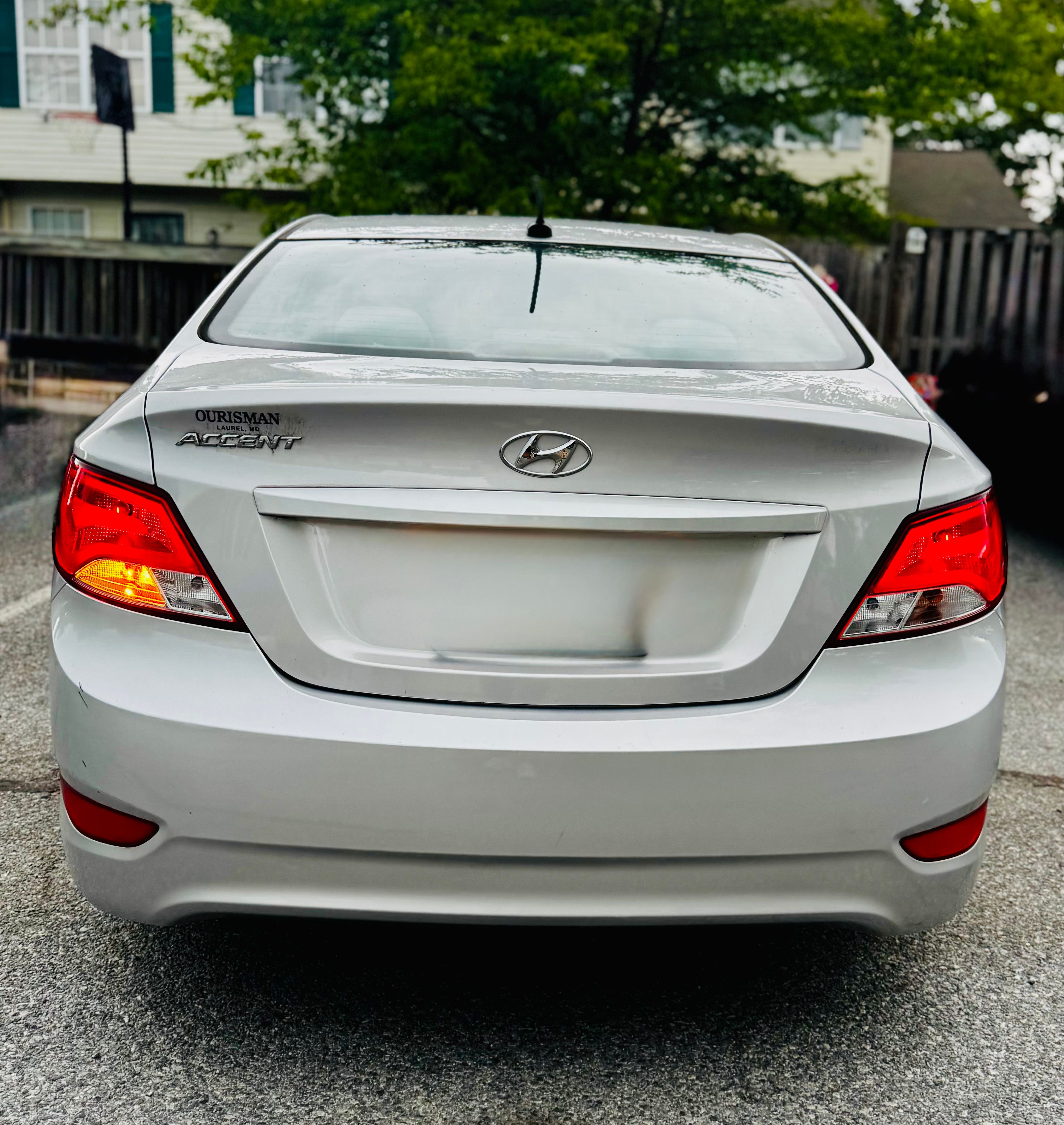 Used 2017 Hyundai Accent SE FWD image 2