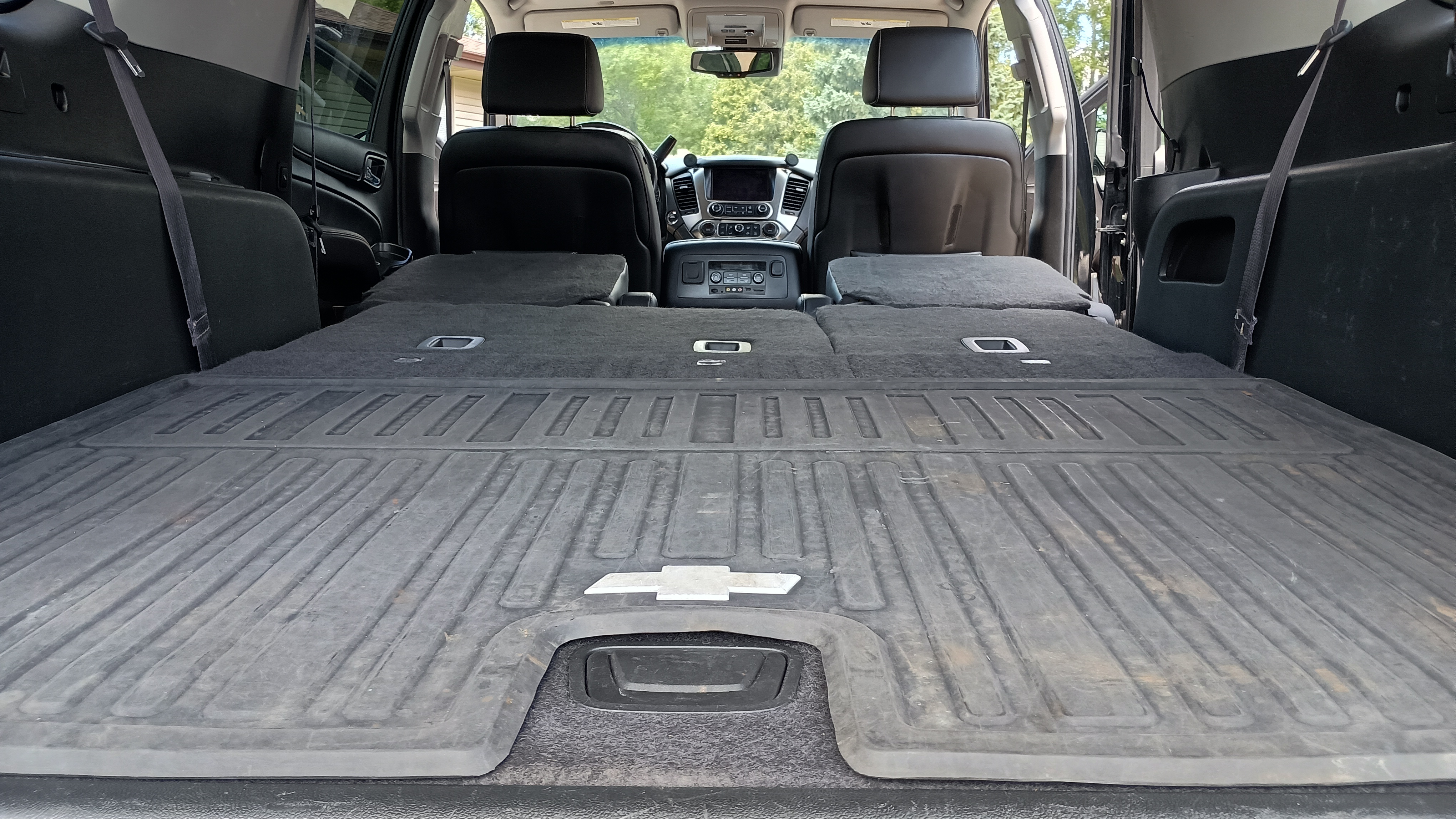 Used 2016 Chevrolet Suburban LTZ AWD/4WD image 27