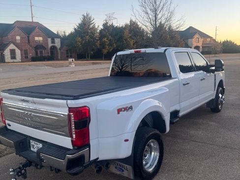 Used 2024 Ford F350 King Ranch w/ Chrome Package image 5