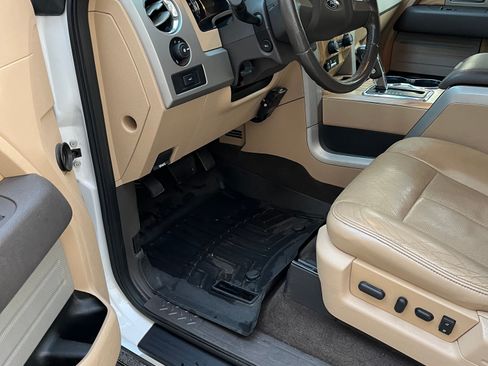 Used 2011 Ford F150 Lariat image 25