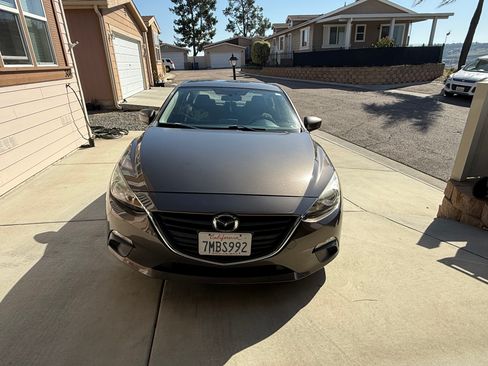 Used 2015 MAZDA MAZDA3 i Sport image 6