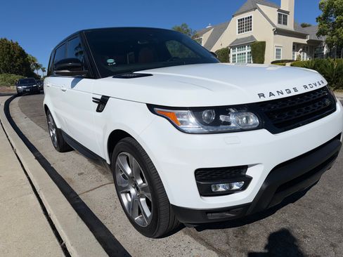 Used 2015 Land Rover Range Rover Sport HSE AWD/4WD image 1