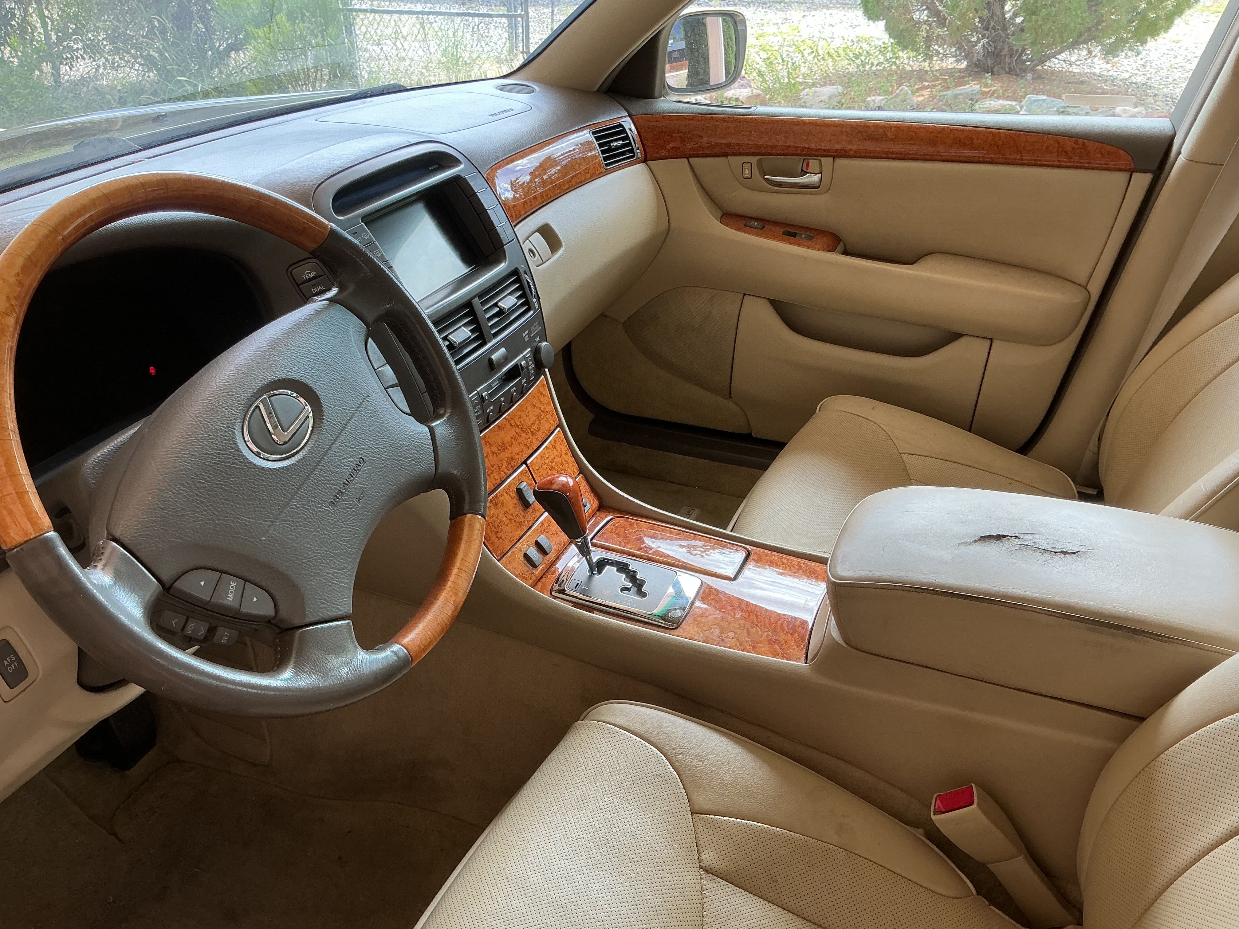 Used 2005 Lexus LS 430 RWD image 5