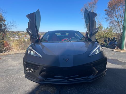 Used 2022 Chevrolet Corvette Stingray Convertible 2D w/ Z51 Performance Package image 5
