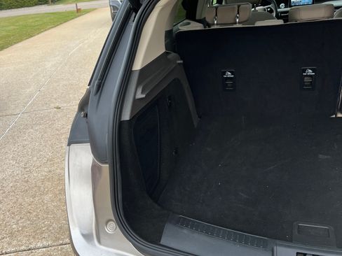 Used 2020 Lincoln Corsair Reserve w/ Equipment Group 201A image 19