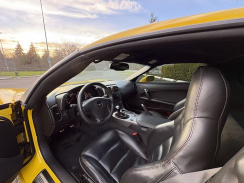 Used 2007 Chevrolet Corvette Z06 w/ Preferred Equipment Group image 10