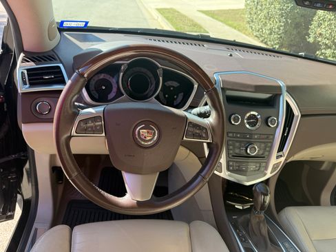 Used 2012 Cadillac SRX Luxury image 10