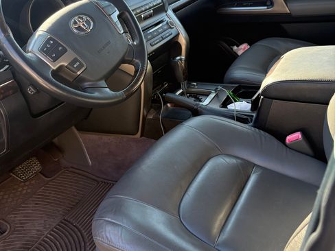 Used 2008 Toyota Land Cruiser image 15