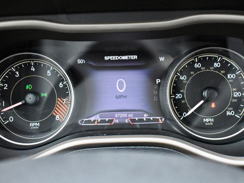 Used 2014 Jeep Cherokee Limited w/ Luxury Group image 14