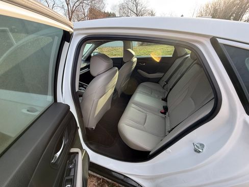 Used 2025 Honda Accord Touring image 11