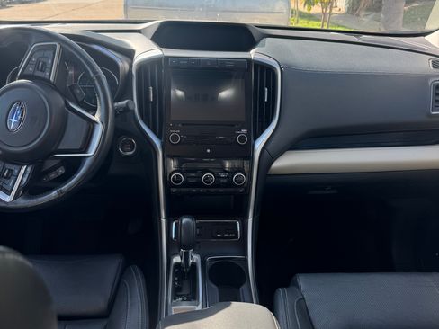 Used 2022 Subaru Ascent Limited w/ Technology Package AWD/4WD image 12