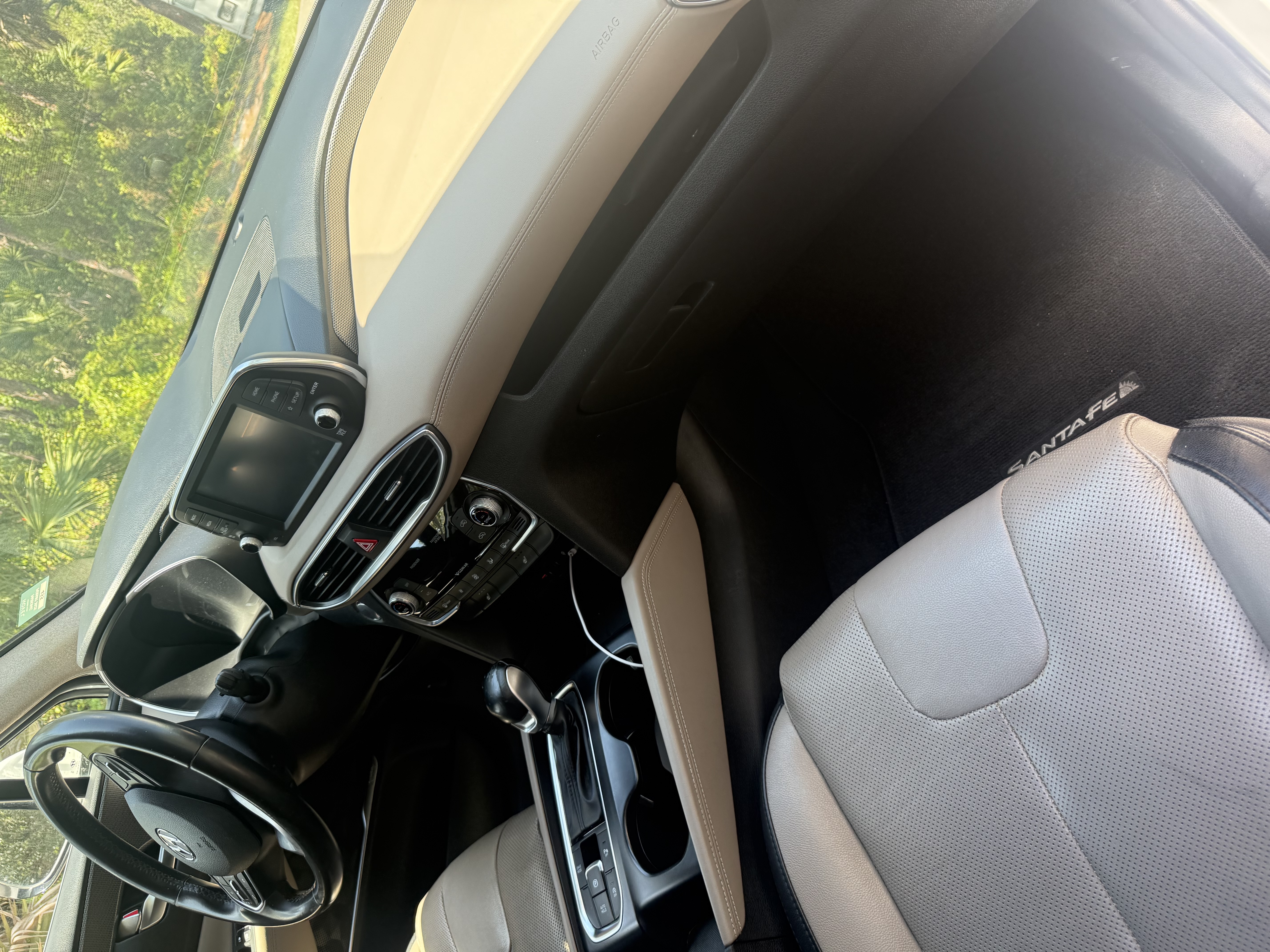 Used 2020 Hyundai Santa Fe SEL FWD image 11