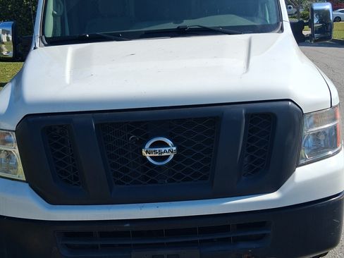 Used 2017 Nissan NV 2500 SV w/ Technology Package image 2