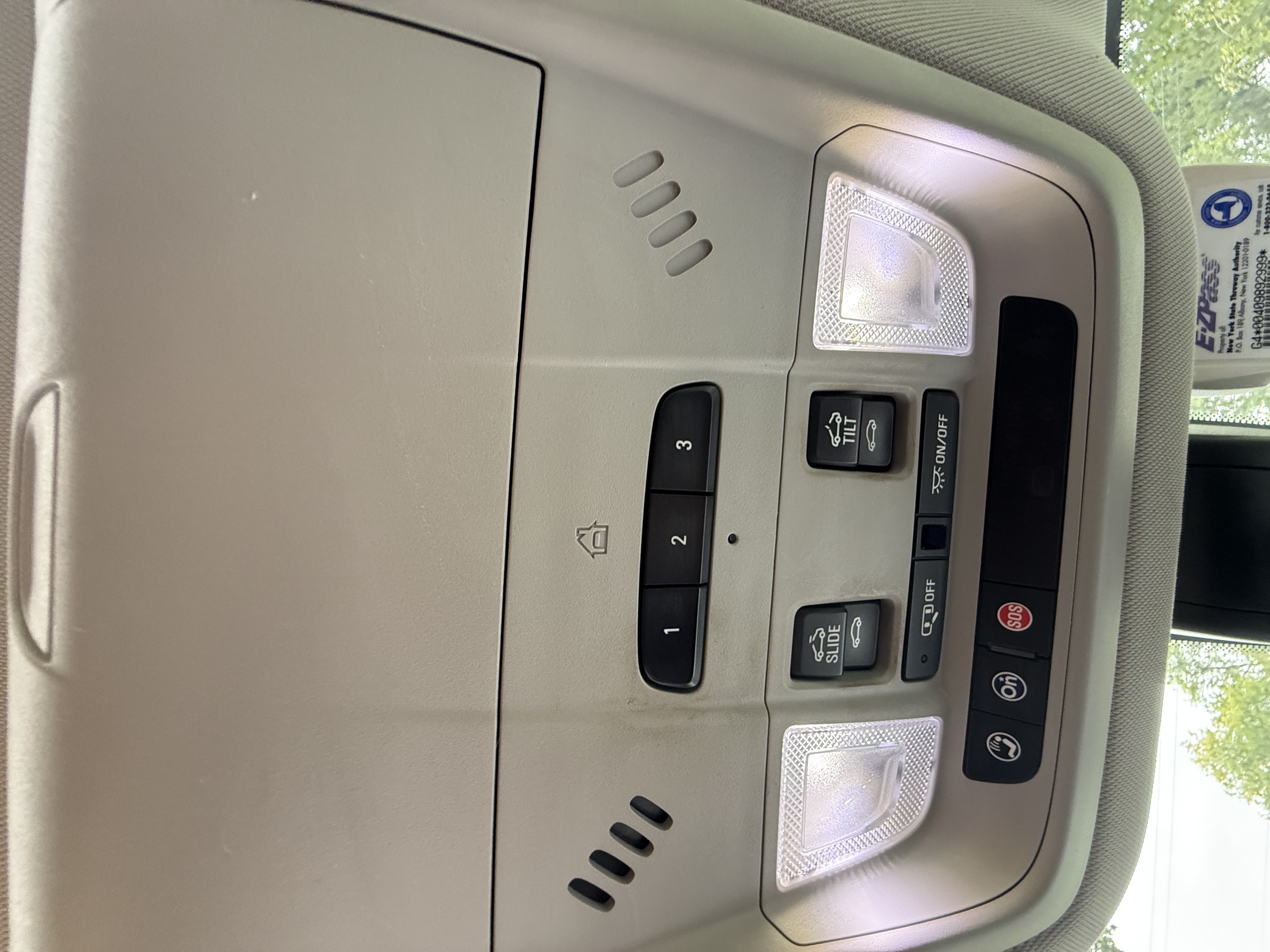Used 2018 Buick Enclave Essence AWD/4WD image 14