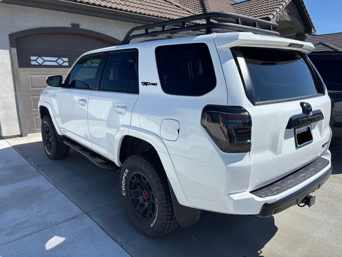 Used 2022 Toyota 4Runner TRD Pro AWD/4WD image 4