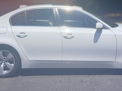 Used 2006 BMW 530i Sedan image 4