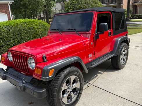 Used 2004 Jeep Wrangler X w/ Convenience Group AWD/4WD image 4