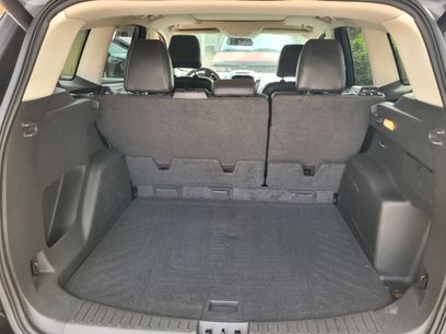 Used 2017 Ford Escape SE w/ SE Leather Comfort Package